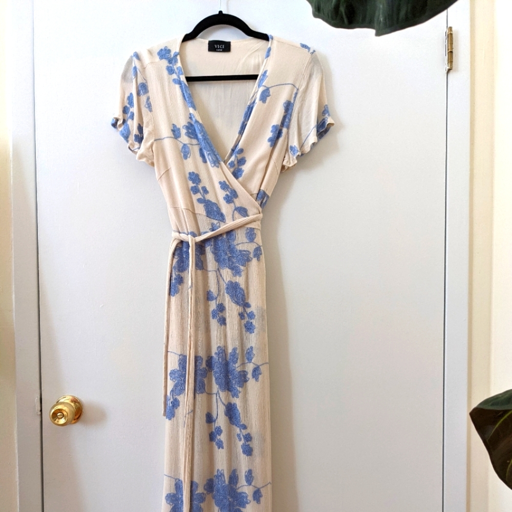 Vici embroidery maxi dress